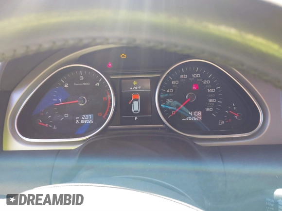 2015 Audi Q7 Premium Plus with VIN WA1LMAFE7FD022860, listed as a IAAI auction lot 41642235 with 202,624 mi miles and . Bid and sale history available at DreamBid. Image 7.