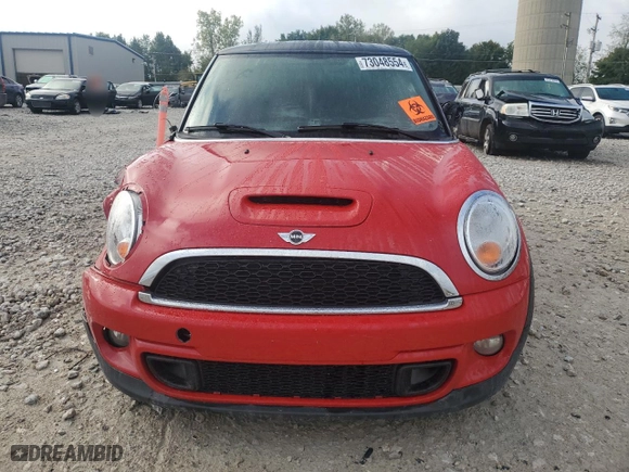 2013 MINI Cooper Hardtop S with VIN WMWSV3C57DT394312, listed as a Copart auction lot 73048554 with 0 mi miles and Clean Title. Bid and sale history available at carsss.com. Image 5.