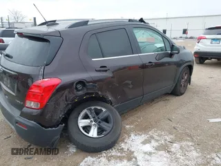 2015 Chevrolet Trax LT with VIN KL7CJLSB8FB095346, listed as a IAAI auction lot 41037046 with 134,666 mi miles. Bid and sale history available at carsss.com. Image 4.