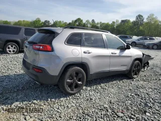 2018 Jeep Cherokee Latitude with VIN 1C4PJLCX9JD558638, listed as a Copart auction lot 53163395 with 80,730 mi miles and Salvage title. Bid and sale history available at DreamBid. Image 3.