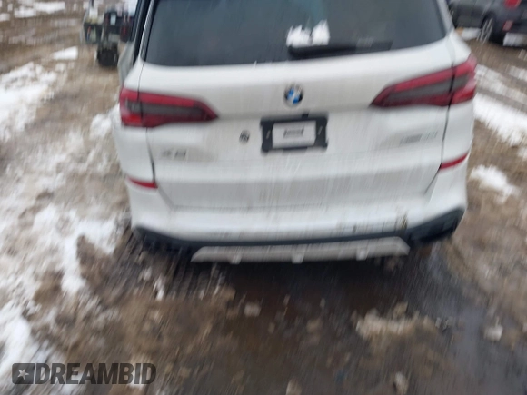 2022 BMW X5 xDrive40i with VIN 5UXCR6C02N9N26231, listed as a IAAI auction lot 41568585 with 18,120 mi miles and . Bid and sale history available at DreamBid. Image 15.