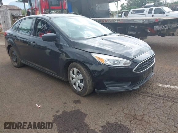 2018 Ford Focus S with VIN 1FADP3E22JL313646, listed as a IAAI auction lot 41903662 with 37,244 mi miles. Bid and sale history available at carsss.com. Image 1.