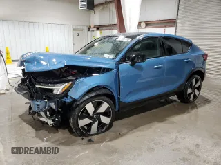 2023 Volvo C40 Plus с VIN YV4ED3GLXP2049195, выставлен на аукционе Copart как лот 53802765 с пробегом 17 820 миль миль и Списание • Salvage title. История ставок и продаж доступна на DreamBid. Изображение 1.