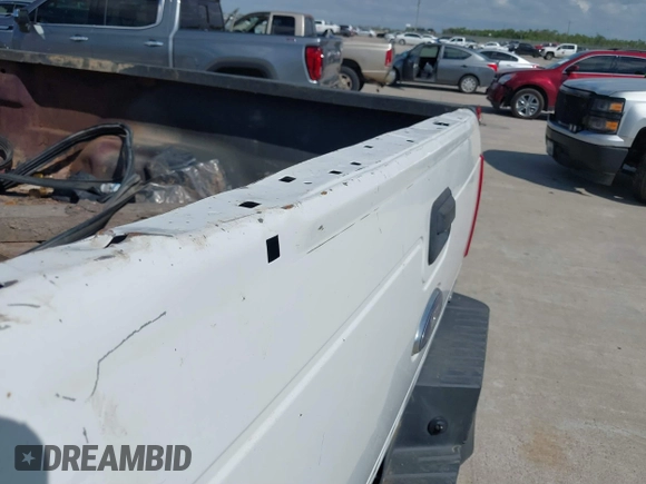 2016 Ford F-250 Lariat with VIN 1FT7W2B6XGEC70313, listed as a IAAI auction lot 40381548 with Not provided miles and . Bid and sale history available at DreamBid. Image 18.
