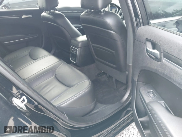 2018 Chrysler 300 Touring with VIN 2C3CCAAG0JH211402, listed as a IAAI auction lot 42081869 with 45,235 mi miles. Bid and sale history available at carsss.com. Image 8.