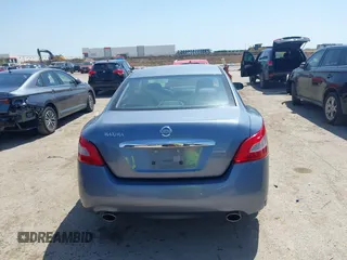 2011 Nissan Maxima SV z VIN 1N4AA5AP8BC832140, wystawiony jako IAAI lot #42014463 z przebiegiem 119 059 mil mil oraz . Historia ofert i sprzedaży dostępna na DreamBid. Obrazek 16.