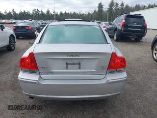2007 Volvo S60 2.5L Turbo with VIN YV1RH592072609664, listed as a IAAI auction lot 41865512 with 200,528 mi miles. Bid and sale history available at carsss.com. Image 17.