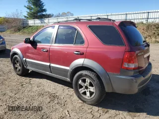 2004 Kia Sorento LX with VIN KNDJC733545313757, listed as a Copart auction lot 77493494 with 262,534 mi miles and Clean Title. Bid and sale history available at carsss.com. Image 2.