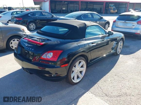 2005 Chrysler Crossfire Limited z VIN 1C3AN65L05X050458, wystawiony jako IAAI lot #40862981 z przebiegiem 62 007 mil mil oraz . Historia ofert i sprzedaży dostępna na DreamBid. Obrazek 4.