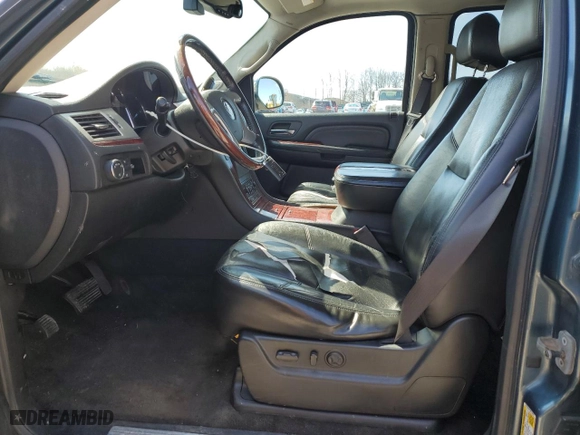 2008 Cadillac Escalade with VIN 1GYFK63818R159670, listed as a Copart auction lot 51451305 with 238,017 mi miles and Salvage Title. Bid and sale history available at carsss.com. Image 7.
