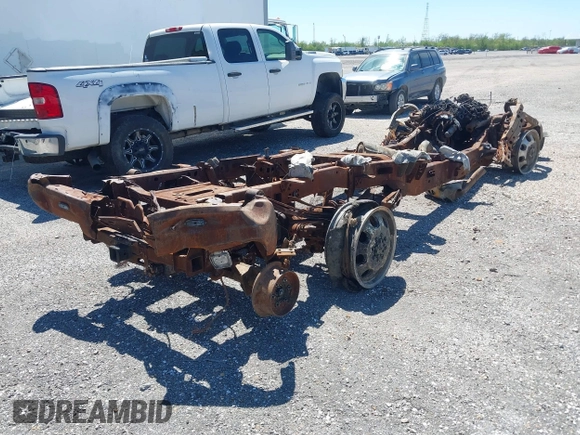 2021 Ford Super Duty F-250 SRW XL with VIN 1FT7X2B62MED99381, listed as a IAAI auction lot 41375045 with 1 mi miles. Bid and sale history available at carsss.com. Image 4.