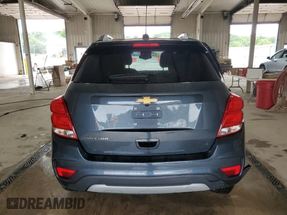 2022 Chevrolet Trax LT with VIN KL7CJPSM1NB527489, listed as a Copart auction lot 58305935 with 77,671 mi miles and Salvage title. Bid and sale history available at DreamBid. Image 6.