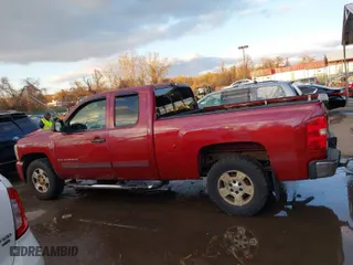 2007 Chevrolet Silverado 1500 LTZ with VIN 1GCEK19047E526699, listed as a IAAI auction lot 41040971 with 195,192 mi miles. Bid and sale history available at carsss.com. Image 14.