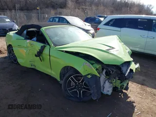 2020 Ford Mustang EcoBoost z VIN 1FATP8UHXL5186022, wystawiony jako IAAI lot #41395446 z przebiegiem 117 634 mil mil oraz . Historia ofert i sprzedaży dostępna na DreamBid. Obrazek 1.