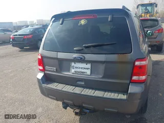 2011 Ford Escape XLT with VIN 1FMCU9D78BKC39019, listed as a IAAI auction lot 41903813 with 226,401 mi miles. Bid and sale history available at carsss.com. Image 16.