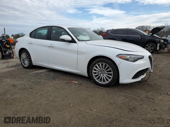 2022 Alfa Romeo Giulia with VIN ZARFANAN8N7652657, listed as a Copart auction lot 41268223 with 0 mi miles. Bid and sale history available at carsss.com. Image 4.