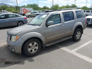 2007 Nissan Pathfinder SE z VIN 5N1AR18W17C630185, wystawiony jako IAAI lot #42358573 z przebiegiem 165 067 mil mil oraz . Historia ofert i sprzedaży dostępna na DreamBid. Obrazek 2.
