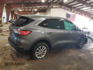 2022 Ford Escape SE with VIN 1FMCU9G66NUB71332, listed as a Copart auction lot 74324304 with 31,433 mi miles and Non Repairable. Bid and sale history available at DreamBid. Image 3.