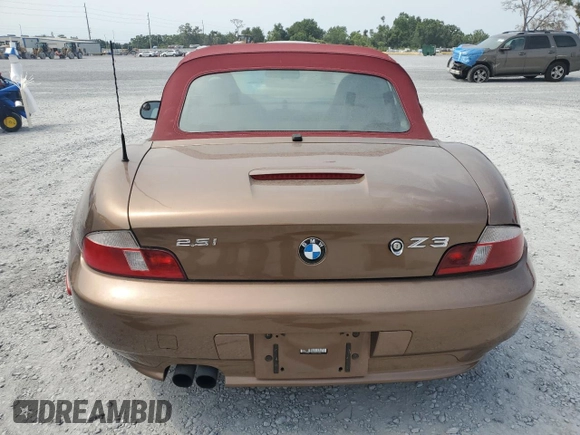 2001 BMW Z3 2.5 z VIN WBACN33441LK46402, wystawiony jako Copart lot #57974785 z przebiegiem 142 661 mil mil oraz Szkoda całkowita • Salvage title. Historia ofert i sprzedaży dostępna na DreamBid. Obrazek 6.