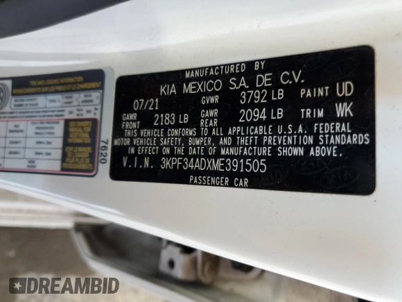2021 Kia Forte GT-Line with VIN 3KPF34ADXME391505, listed as a Copart auction lot 61455975 with 32,718 mi miles and Salvage title. Bid and sale history available at DreamBid. Image 13.