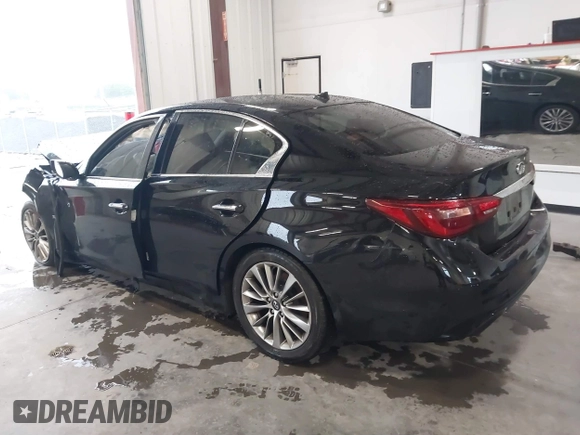 2019 Infiniti Q50 3.0t LUXE with VIN JN1EV7AP1KM512392, listed as a IAAI auction lot 40055915 with 103,485 mi miles. Bid and sale history available at carsss.com. Image 3.