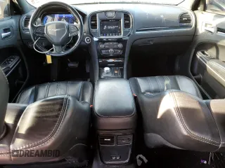 2019 Chrysler 300 S with VIN 2C3CCABG9KH628632, listed as a Copart auction lot 48990535 with 147,568 mi miles and Salvage Title. Bid and sale history available at DreamBid. Image 8.