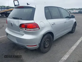 2014 Volkswagen Golf с VIN WVWDB7AJ0EW009796, выставлен на аукционе IAAI как лот 42467183 с пробегом 159 076 миль миль и . История ставок и продаж доступна на DreamBid. Изображение 4.