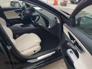 2024 Mercedes-Benz E 350 with VIN W1KLF4HB1RA076865, listed as a IAAI auction lot 41946948 with 1,554 mi miles and . Bid and sale history available at DreamBid. Image 5.
