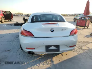 2014 BMW Z4 sDrive28i with VIN WBALL5C52EJ105050, listed as a Copart auction lot 82925334 with 0 mi miles and Salvage Title. Bid and sale history available at carsss.com. Image 6.