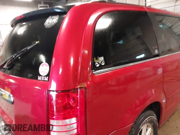 2008 Chrysler Town & Country Touring with VIN 2A8HR54P48R722319, listed as a IAAI auction lot 42262711 with 220,502 mi miles and . Bid and sale history available at DreamBid. Image 13.