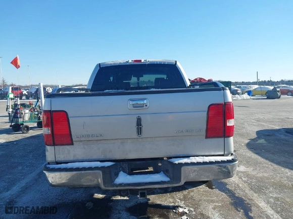 2006 Lincoln Mark LT with VIN 5LTPW18516FJ08679, listed as a IAAI auction lot 41398862 with NaN miles. Bid and sale history available at carsss.com. Image 16.