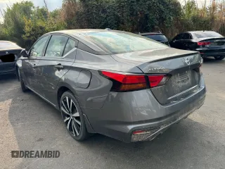 2022 Nissan Altima SR with VIN 1N4BL4CV6NN365572, listed as a Copart auction lot 56434745 with 56,656 mi miles and Salvage Title. Bid and sale history available at DreamBid. Image 3.