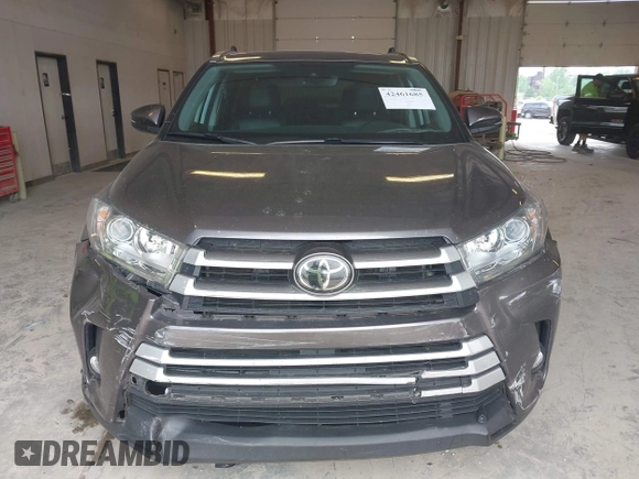 2018 Toyota Highlander SE с VIN 5TDJZRFHXJS904447, выставлен на аукционе IAAI как лот 42461685 с пробегом 89 056 миль миль и . История ставок и продаж доступна на DreamBid. Изображение 12.
