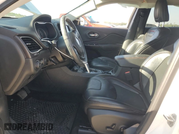 2019 Jeep Cherokee Trailhawk with VIN 1C4PJMBX9KD139200, listed as a Copart auction lot 52249605 with 71,879 mi miles and Salvage title. Bid and sale history available at DreamBid. Image 7.