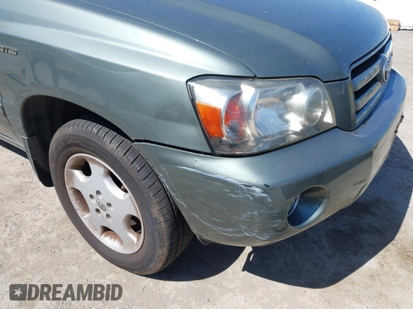2005 Toyota Highlander z VIN JTEEP21AX50074209, wystawiony jako IAAI lot #42229791 z przebiegiem 180 122 mil mil oraz . Historia ofert i sprzedaży dostępna na DreamBid. Obrazek 12.