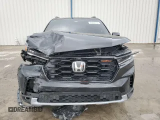 2025 Honda Pilot TrailSport with VIN 5FNYG1H63SB087572, listed as a Copart auction lot 86802994 with 962 mi miles and Salvage Title. Bid and sale history available at carsss.com. Image 5.