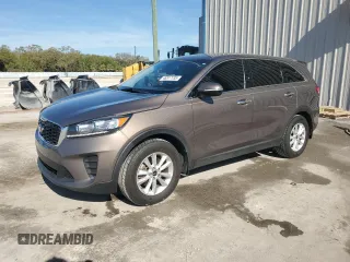 2019 Kia Sorento L z VIN 5XYPG4A32KG563378, wystawiony jako Copart lot #46517735 z przebiegiem 134 720 mil mil oraz Nie do naprawy • Non repairable. Historia ofert i sprzedaży dostępna na DreamBid. Obrazek 1.