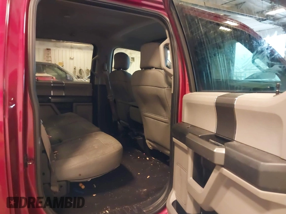 2017 Ford F-150 XL z VIN 1FTEW1EP7HFA03972, wystawiony jako IAAI lot #42534889 z przebiegiem 116 720 mil mil oraz . Historia ofert i sprzedaży dostępna na DreamBid. Obrazek 8.