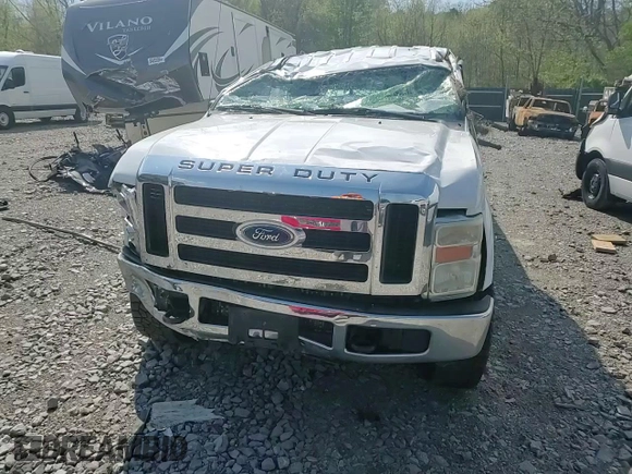 2008 Ford F-350 XL with VIN 1FTWW31R58ED87991, listed as a Copart auction lot 51704105 with 210,981 mi miles and Salvage Title. Bid and sale history available at DreamBid. Image 11.