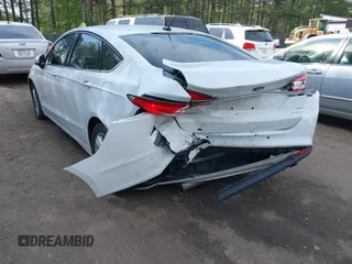 2018 Ford Fusion SE with VIN 3FA6P0HD7JR159134, listed as a IAAI auction lot 41994565 with 49,950 mi miles. Bid and sale history available at carsss.com. Image 3.