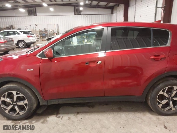 2020 Kia Sportage LX with VIN KNDPMCACXL7829571, listed as a IAAI auction lot 41213560 with 29,761 mi miles. Bid and sale history available at carsss.com. Image 15.