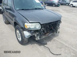 2005 Ford Escape XLT with VIN 1FMYU03115KB16214, listed as a IAAI auction lot 42113350 with 79,355 mi miles and . Bid and sale history available at DreamBid. Image 6.