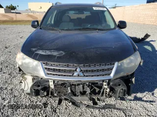 2007 Mitsubishi Outlander XLS with VIN JA4MT41X67Z003402, listed as a Copart auction lot 84522704 with 410,603 mi miles and Non Repairable. Bid and sale history available at carsss.com. Image 5.