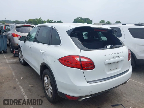 2013 Porsche Cayenne Diesel with VIN WP1AF2A26DLA41346, listed as a IAAI auction lot 42670580 with 154,110 mi miles and . Bid and sale history available at DreamBid. Image 3.
