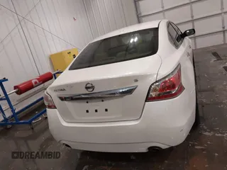 2015 Nissan Altima S with VIN 1N4AL3AP1FC169711, listed as a IAAI auction lot 41884037 with 129,228 mi miles and . Bid and sale history available at DreamBid. Image 17.