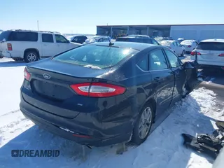 2015 Ford Fusion SE with VIN 1FA6P0H73F5102269, listed as a IAAI auction lot 41741098 with 121,926 mi miles. Bid and sale history available at carsss.com. Image 4.