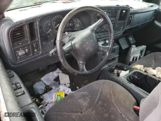 2002 GMC Sierra 1500 SLE with VIN 2GTEC19V821179767, listed as a Copart auction lot 70909254 with 0 mi miles and Salvage Title. Bid and sale history available at carsss.com. Image 8.
