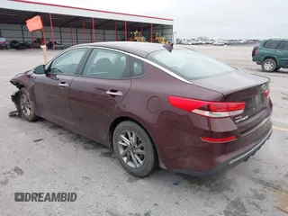 2019 Kia Optima LX with VIN 5XXGT4L35KG339342, listed as a IAAI auction lot 40863899 with 109,223 mi miles. Bid and sale history available at carsss.com. Image 3.