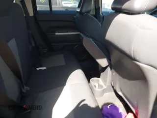 2008 Jeep Patriot Sport with VIN 1J8FT28W18D777032, listed as a IAAI auction lot 42153126 with Not provided miles and . Bid and sale history available at DreamBid. Image 8.