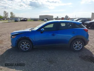 2016 Mazda CX-3 Sport z VIN JM1DKFB73G0140286, wystawiony jako IAAI lot #42235327 z przebiegiem 83 430 mil mil oraz . Historia ofert i sprzedaży dostępna na DreamBid. Obrazek 14.